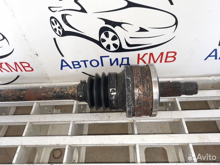 Привод задний правый Mercedes-Benz C-класс