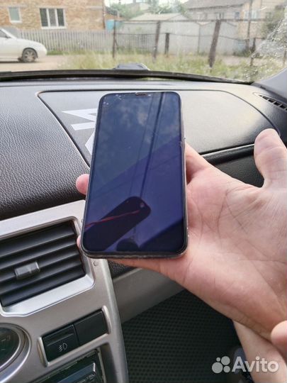 Телефон iPhone x