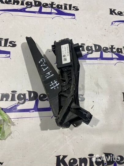 Педаль газа Volkswagen Touran минивэн 1.9 дизель