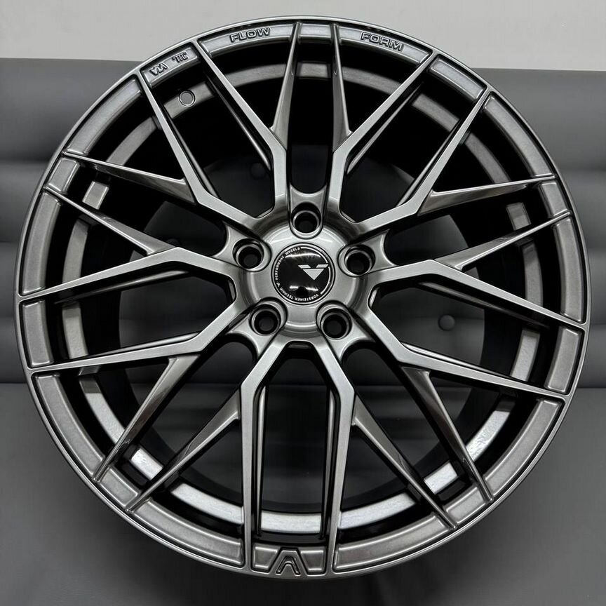 Литые диски Blitz 8.5×R18 5×114.3