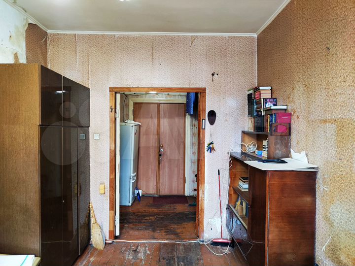 Комната 13,2 м² в 4-к., 1/5 эт.