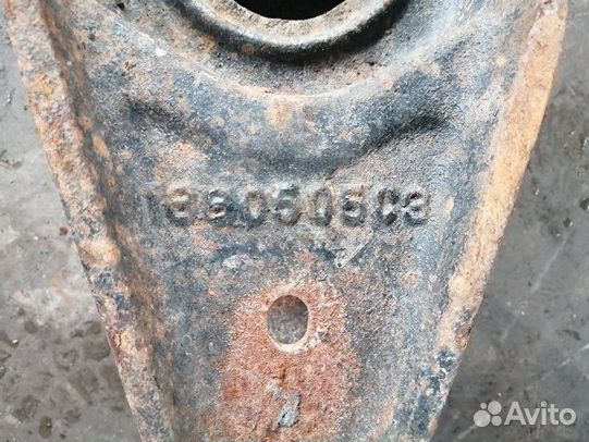 Кронштейн реактивной тяги International