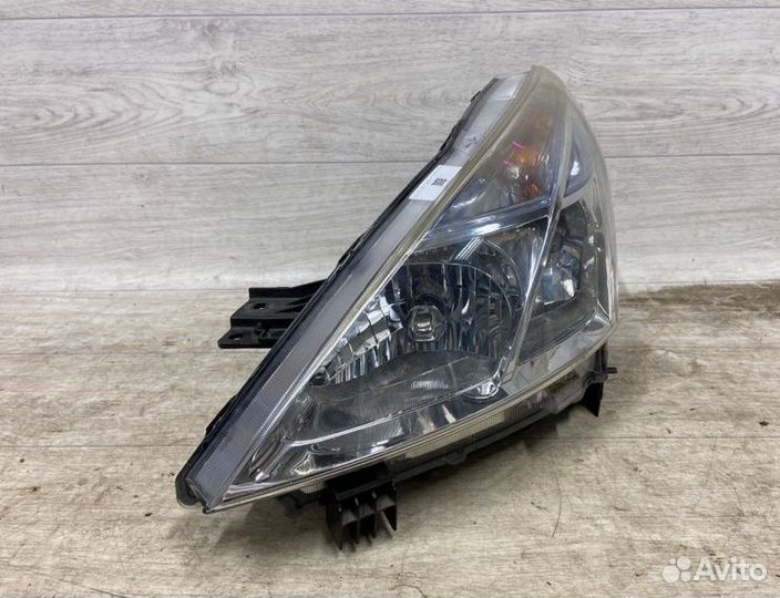 Фара Nissan Teana J32