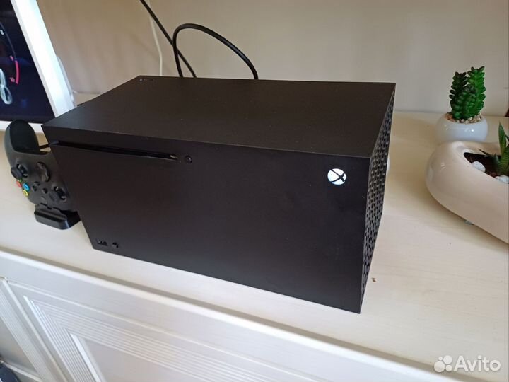 Xbox series x+ 2геймпада+док станция+подписка