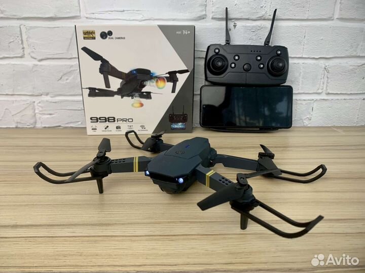 Квадрокоптер дрон 4K WiFi две камеры