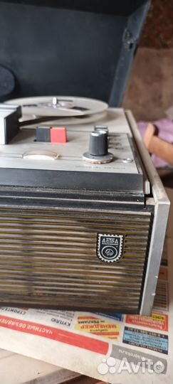 Катушечный магнитофон