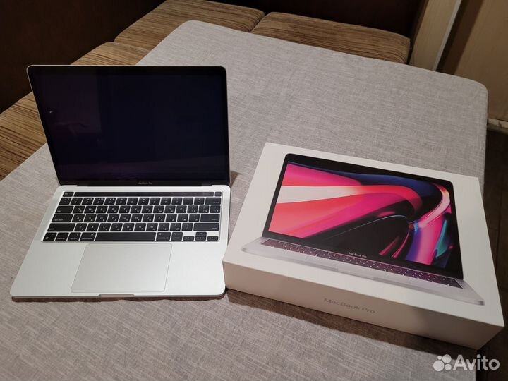 Apple macbook pro m2