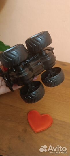 Игрушки машины 3 шт