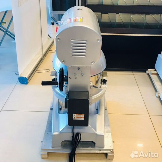 Миксер планетарный 20л