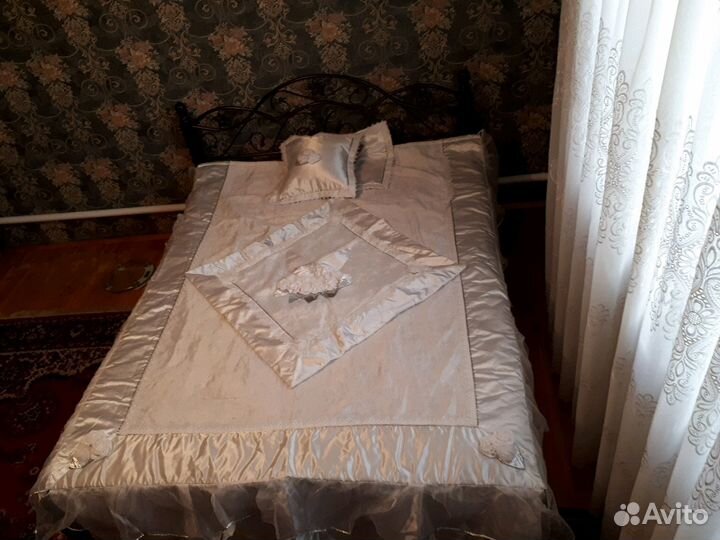 Покрывало на кровать