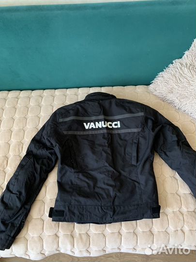 Мотокостюм с защитой