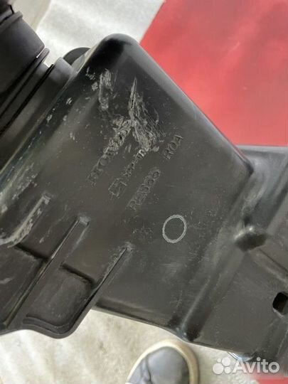 Нижняя часть корпуса воздушного Honda Stepwgn RK1