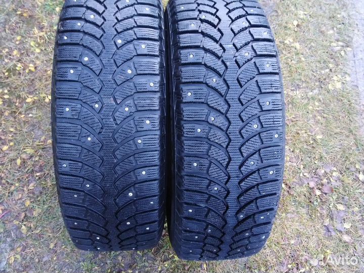 Bridgestone Blizzak Spike-01 205/65 R15 94T