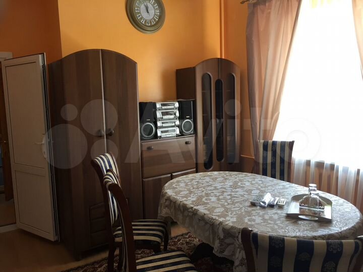 Комната 15 м² в > 9-к., 4/4 эт.