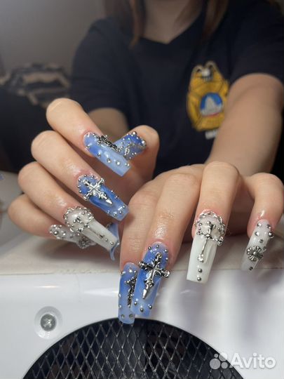 Маникюр наращивание ногтей