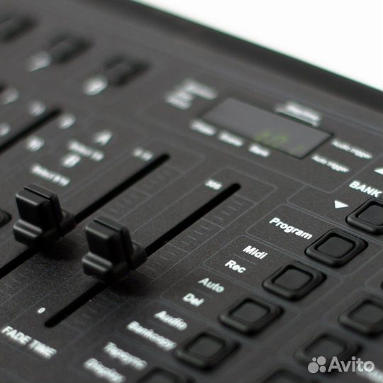 Устройство управления светом ADJ DMX Operator I