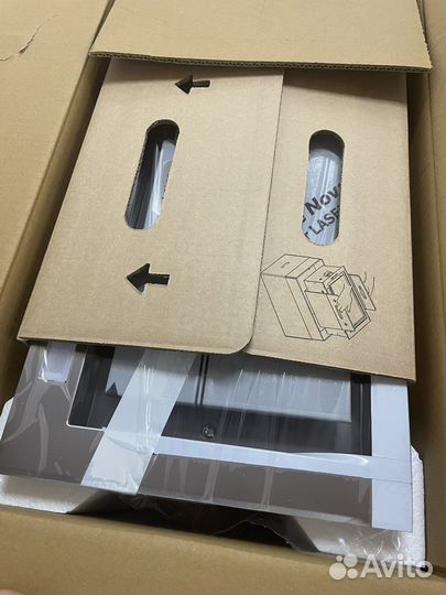 Вытяжка для кухни Elica Lane