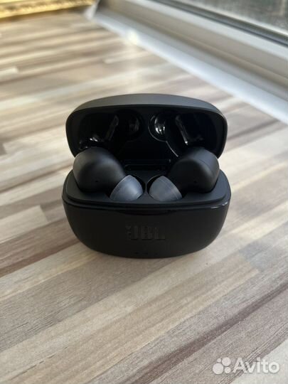 Беспроводные наушники jbl tune 215 tws