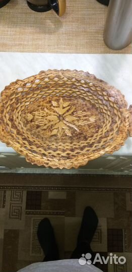 Деревянное блюдо