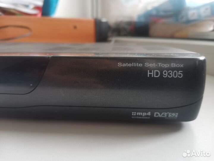 Триколор GS-9305