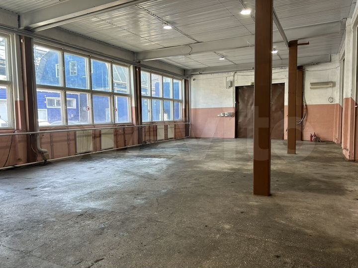 Производство, 300 м²