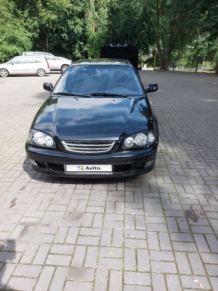 Toyota Avensis: фото владельца