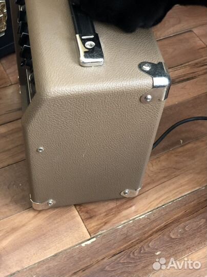 Комбоусилитель для гитары Fender Acoustasonic 15