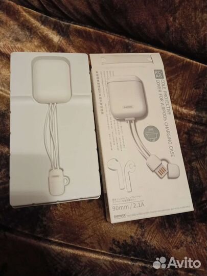 Чехол для Airpods Remax RC-A6 c кабелем Lightning