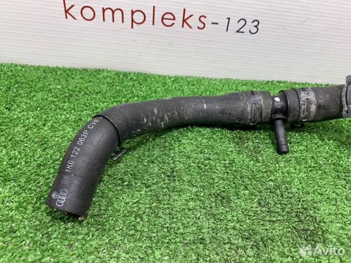 Патрубок системы охлаждения Volkswagen Polo 6R