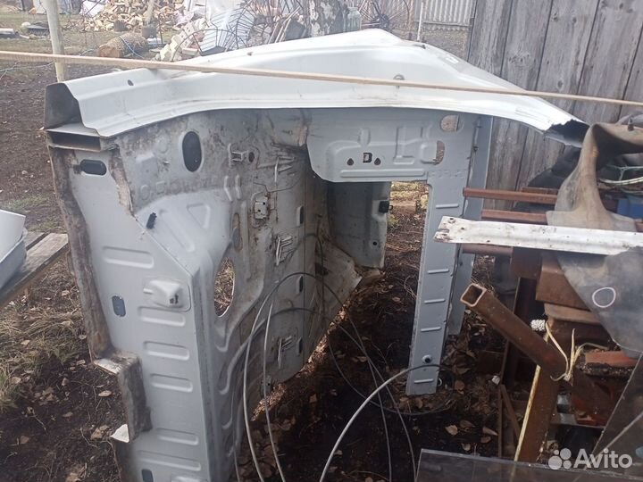 Четверть задняя левая Рено Логан 2015г