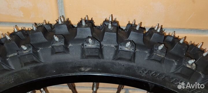 Шипованные колеса на Rieju 21 18