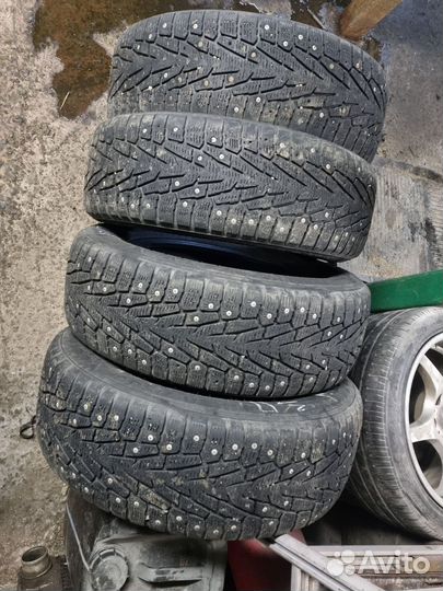 Nokian Tyres Hakkapeliitta 7 SUV 235/65 R17