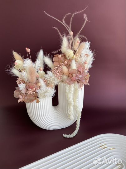 Сухоцветы в кашпо