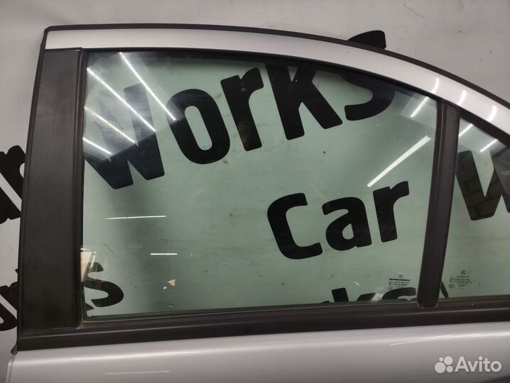 Задняя левая дверь Мерседес C203