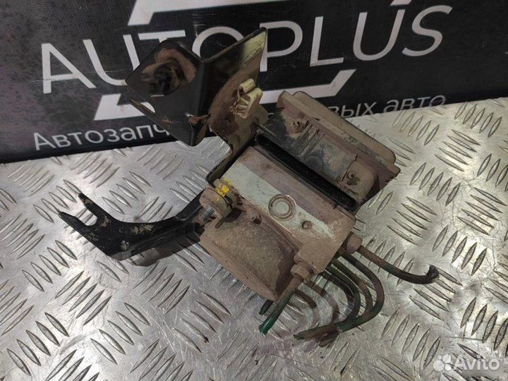 Блок ABS Renault Sandero 1.6 2010-2014