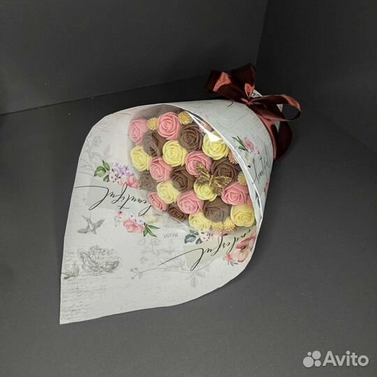 Подарок шоколадные розы