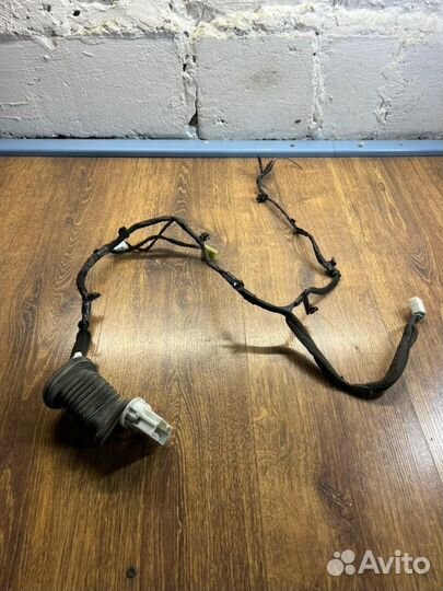 Проводка двери передняя левая Chevrolet Aveo седан