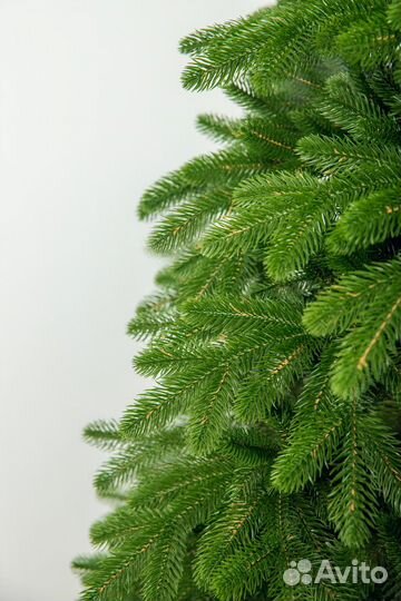 Елка искусственная Премиум Наоми