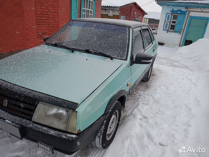 ВАЗ 21099 1.5 МТ, 2003, 190 000 км