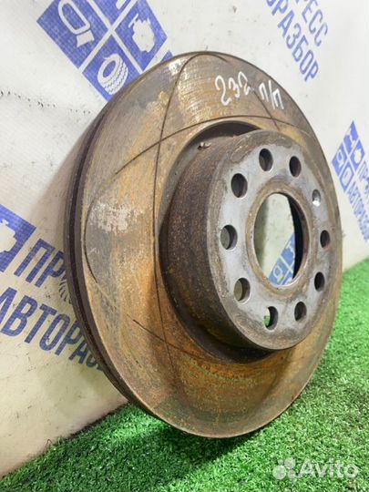 Диск тормозной передний правый Volkswagen Jetta