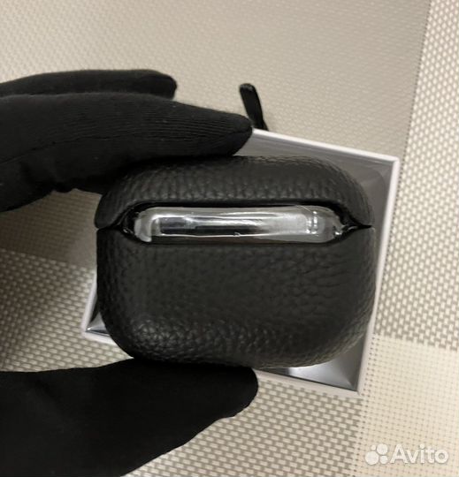 Кожаный чехол для AirPods Pro 1