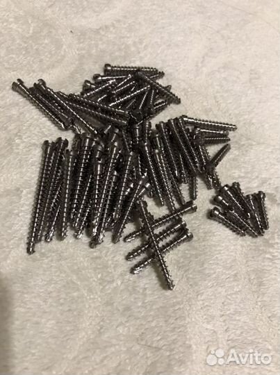 Титановые винты медицинские