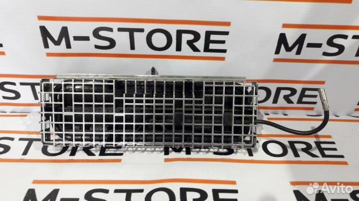 Решетка вентиляционная задняя правая Mercedes-Benz