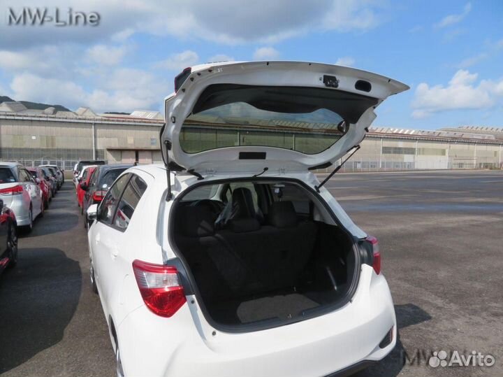 Toyota Vitz 1.0 CVT, 2018, 48 000 км