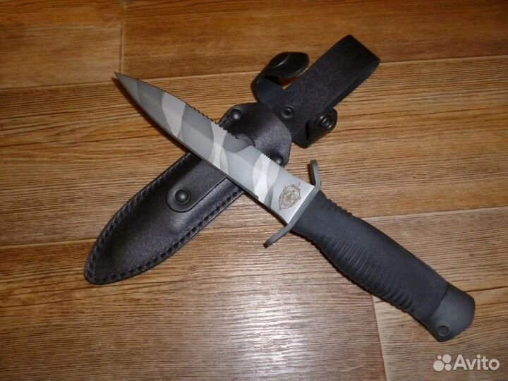 Нож Гюрза (камуфляж)