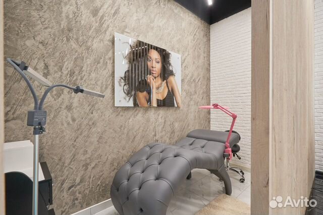 Лэшмейкер. Мастер по наращиванию ресниц