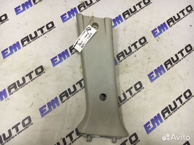 Накладка центральной стойки левая Рено Логан 2