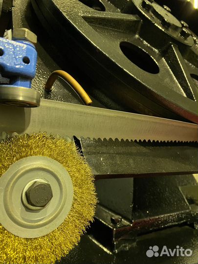 Ленточнопильный станок MetalTec BS 300 CH
