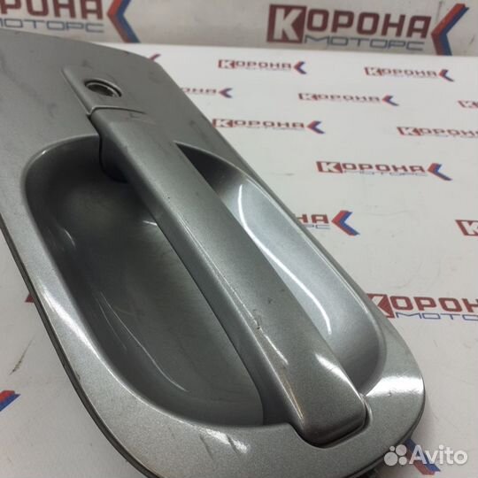 Ручка двери передняя правая hyundai grand starex