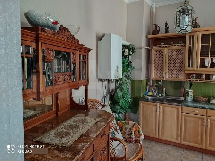 3-к. квартира, 100 м², 6/10 эт.